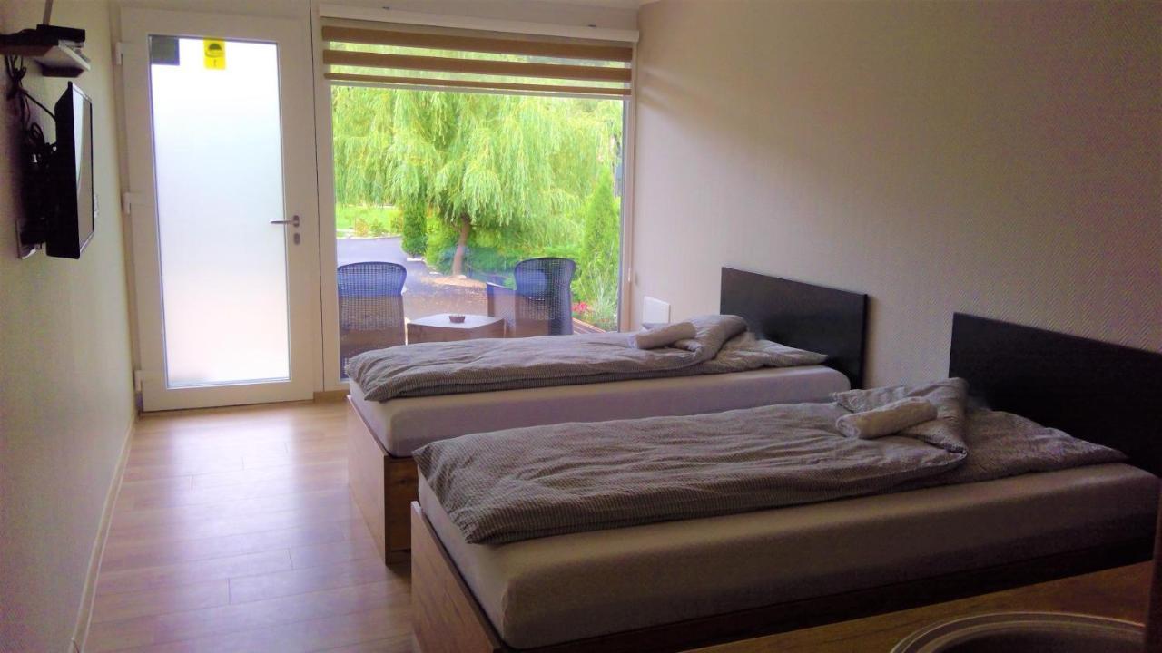 Bungalovi Kljuc Bagian luar foto