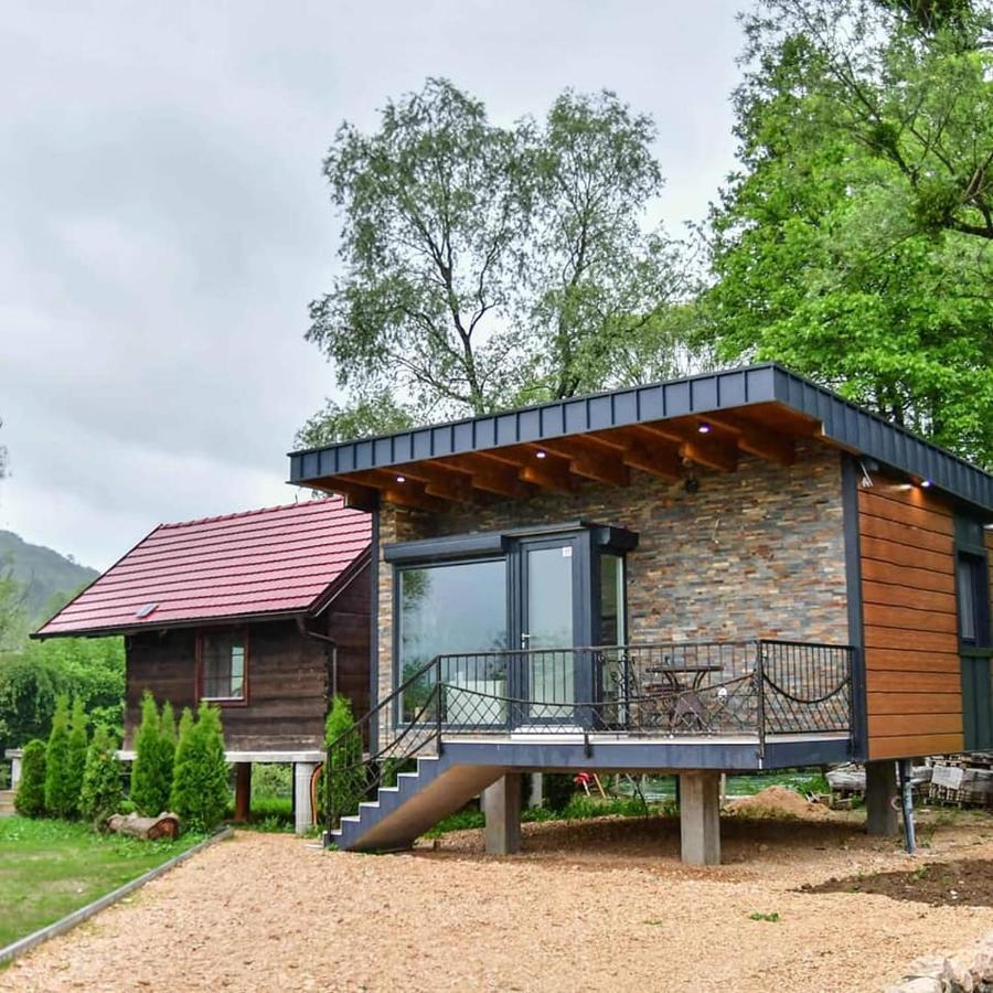 Bungalovi Kljuc Bagian luar foto